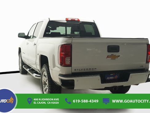 Used 2018 Chevrolet Silverado 1500 LTZ Z71 w/ LTZ Plus Package AWD/4WD image 15