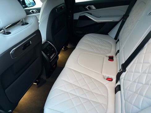 New 2026 BMW X5 xDrive50e w/ M Sport Package image 10