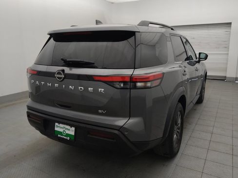 Used 2022 Nissan Pathfinder SV FWD image 9