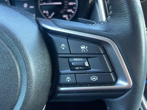 Used 2024 Subaru Outback Premium AWD/4WD image 18