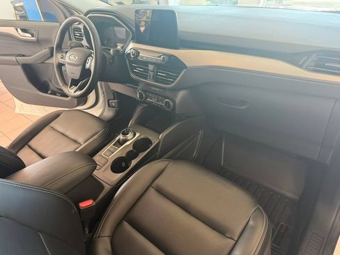 Used 2022 Ford Escape SEL AWD/4WD image 32