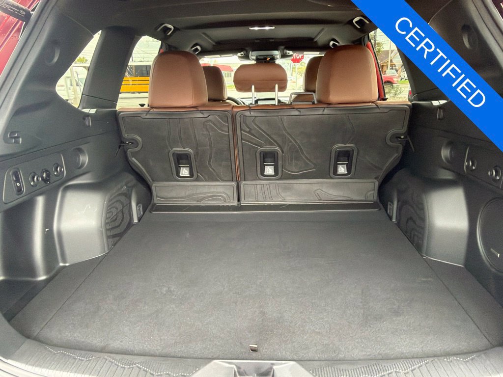 Certified 2025 Subaru Forester Touring AWD/4WD image 27
