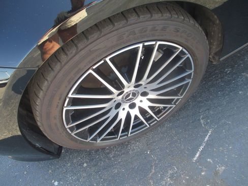 Used 2022 Mercedes-Benz C 300 4MATIC Sedan image 13