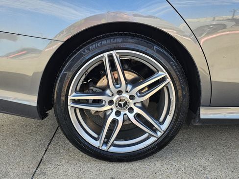 Used 2018 Mercedes-Benz E 300 w/ Premium 1 Package image 15