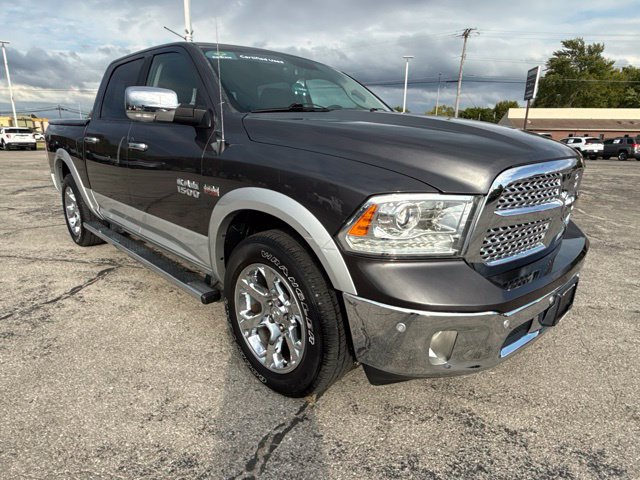Used 2017 RAM 1500 Laramie w/ Convenience Group AWD/4WD image 7