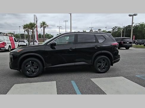 New 2026 Nissan Rogue SV FWD image 22