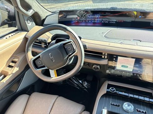New 2026 Lincoln Navigator L Black Label AWD/4WD image 13