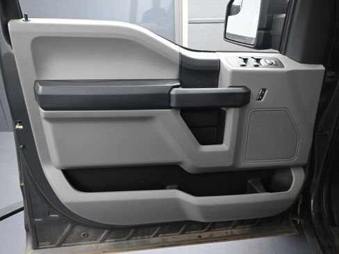 Used 2015 Ford F150 XL w/ Equipment Group 101A Mid image 15