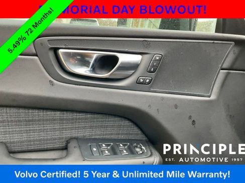 Certified 2024 Volvo XC60 B5 Core AWD/4WD image 19
