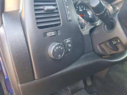 Used 2011 Chevrolet Silverado 1500 LT w/ All-Star Edition AWD/4WD image 16