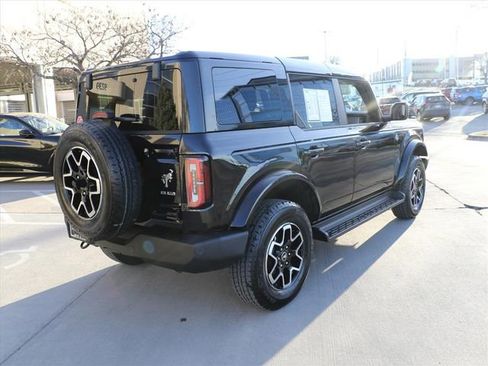 Used 2025 Ford Bronco Outer Banks image 5