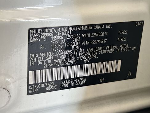 Used 2024 Toyota RAV4 XLE FWD image 39