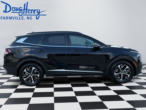 Used 2025 Kia Sportage EX w/ Premium Package FWD image 6