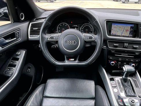 Used 2017 Audi Q5 3.0T Premium Plus w/ Technology Package AWD/4WD image 6