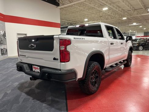 Used 2023 Chevrolet Silverado 1500 ZR2 w/ ZR2 Bison Edition image 3