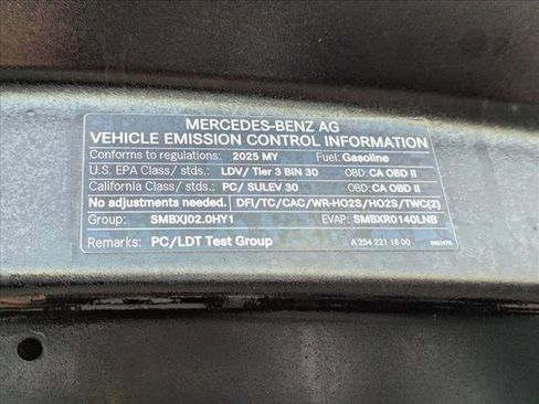 Certified 2025 Mercedes-Benz GLC 300 image 25