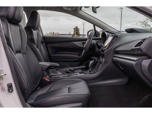 Used 2020 Subaru Impreza 2.0i Limited image 11