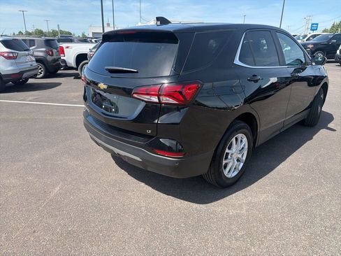 Used 2022 Chevrolet Equinox LT FWD image 7