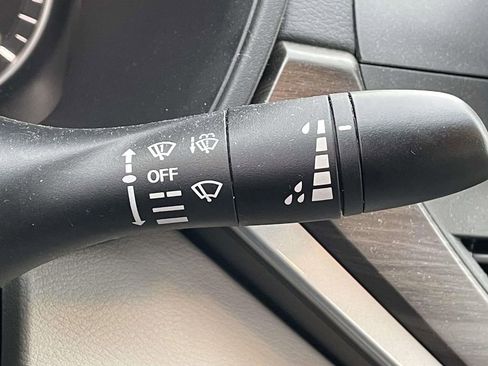 Used 2025 Nissan Altima 2.5 SV image 19