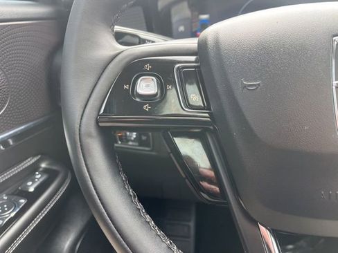 Used 2023 Lincoln Corsair Standard w/ Equipment Group 101A image 29