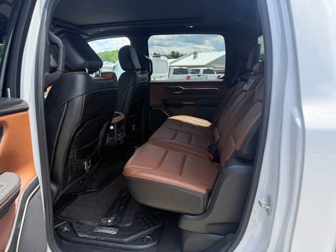 Used 2020 RAM 1500 Limited AWD/4WD image 11