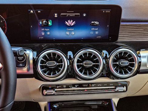 New 2026 Mercedes-Benz GLB 250 4MATIC image 15