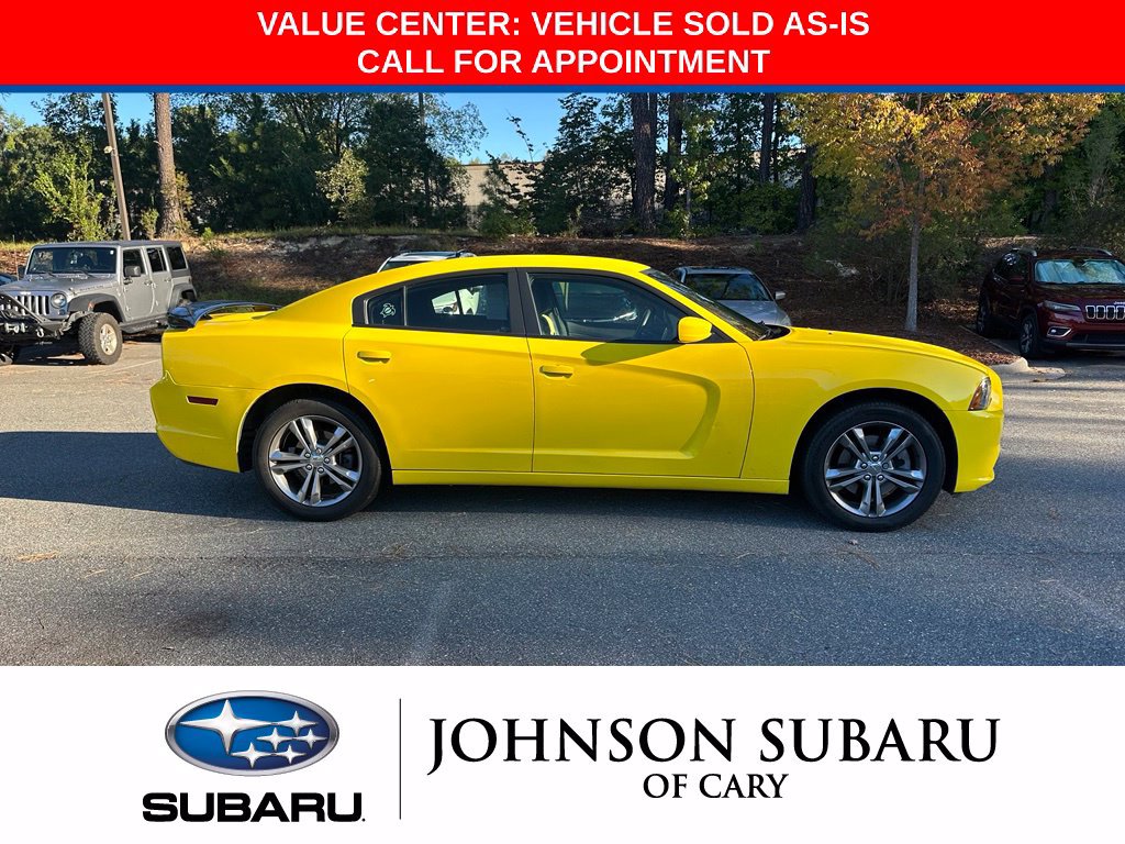 Used 2014 Dodge Charger SXT w/ Driver Confidence Group (AJG) AWD/4WD image 4