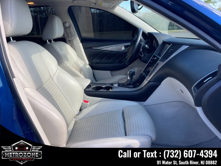 Used 2016 INFINITI Q50 Red Sport 400 AWD/4WD image 17