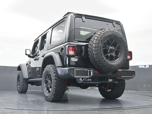 Used 2025 Jeep Wrangler Unlimited Sport AWD/4WD image 54