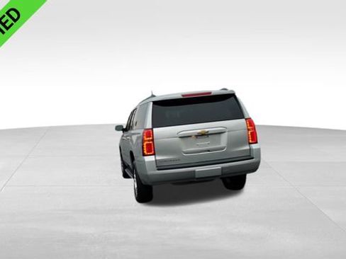 Certified 2019 Chevrolet Suburban LT image 8