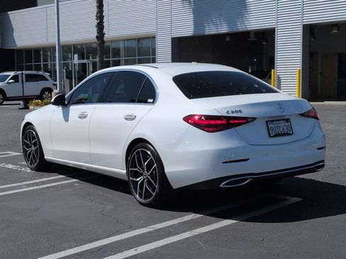Used 2025 Mercedes-Benz C 300 Sedan image 8
