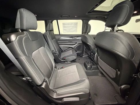 New 2026 Jeep Grand Cherokee L Laredo AWD/4WD image 11