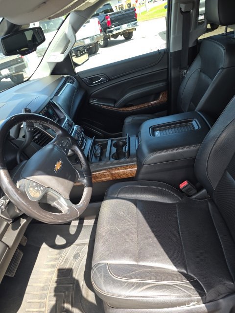Used 2019 Chevrolet Suburban Premier RWD image 22