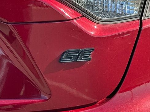 Used 2022 Toyota Corolla SE FWD image 24