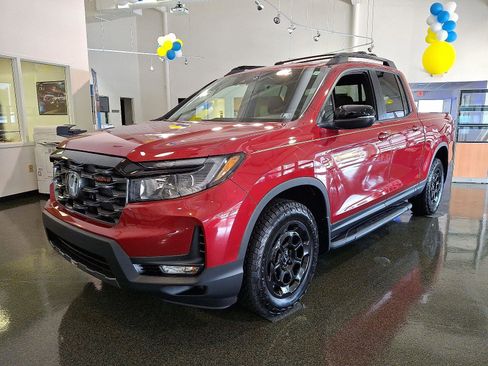New 2025 Honda Ridgeline TrailSport+ image 3