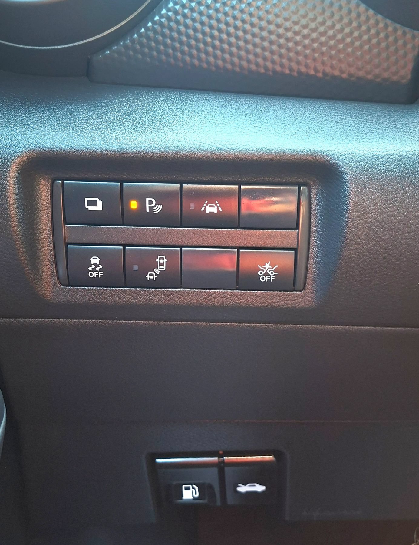 Used 2021 Nissan Kicks S FWD image 24