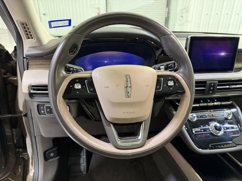 Used 2022 Lincoln Corsair Grand Touring AWD/4WD image 15