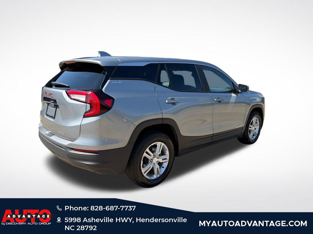 Used 2024 GMC Terrain SLE AWD/4WD image 5