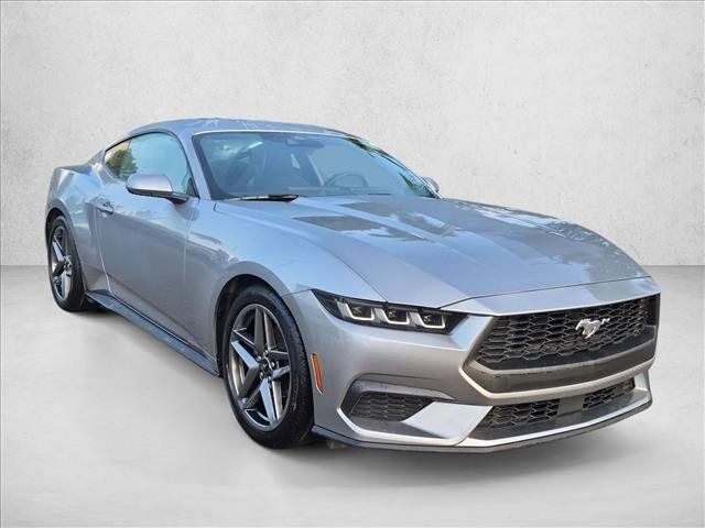 Used 2024 Ford Mustang Coupe RWD image 3