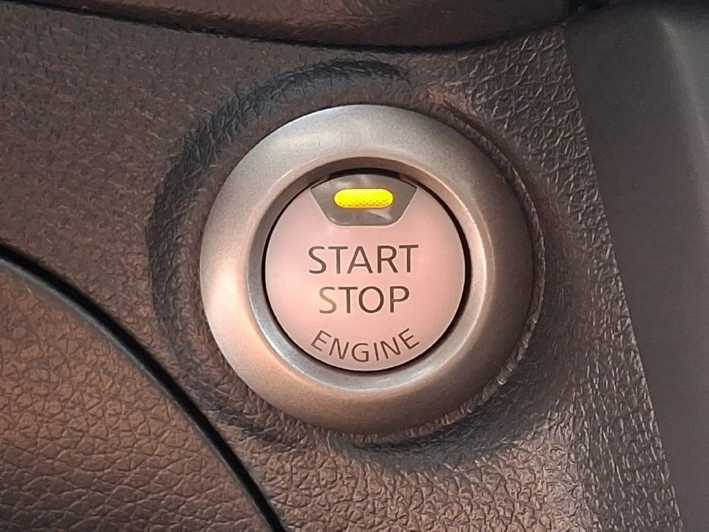 Used 2019 Nissan Sentra SV w/ Electronics Package FWD image 25