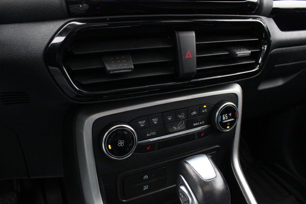 Used 2018 Ford EcoSport Titanium FWD image 17