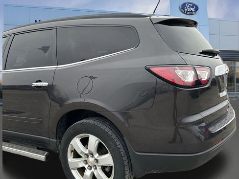 Used 2016 Chevrolet Traverse LT w/ Style and Technology Package image 26
