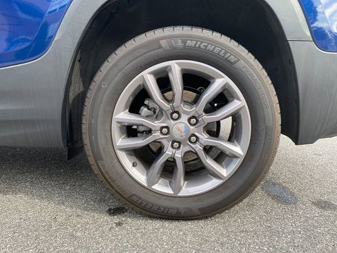 Used 2022 GMC Terrain SLT image 27