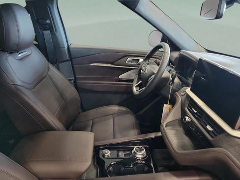 New 2026 Ford Explorer Platinum RWD image 25