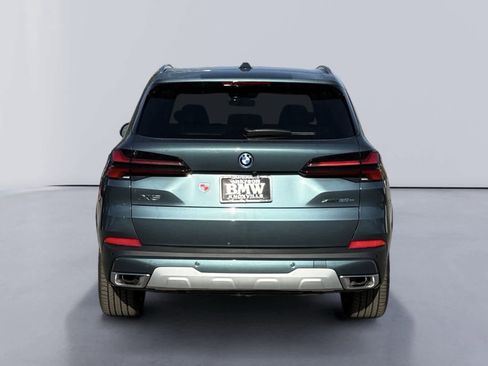 New 2026 BMW X5 xDrive50e image 4