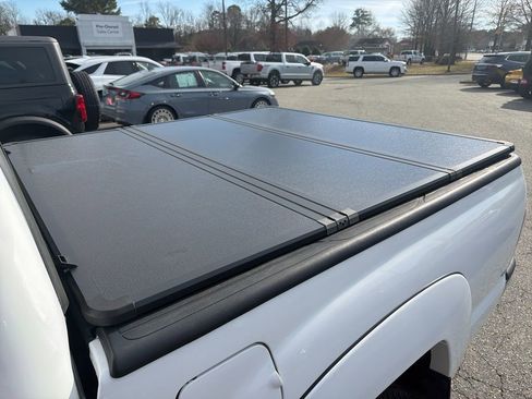 Used 2009 Toyota Tacoma PreRunner image 9