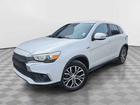 Used 2019 Mitsubishi Outlander Sport LE image 1