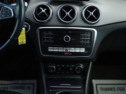 Used 2019 Mercedes-Benz GLA 250 image 39