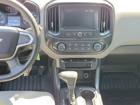 Used 2017 Chevrolet Colorado W/T w/ WT Convenience Package RWD image 13
