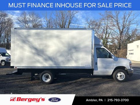 New 2024 Ford E-450 and Econoline 450 Super Duty w/ Power Windows & Locks Group image 4